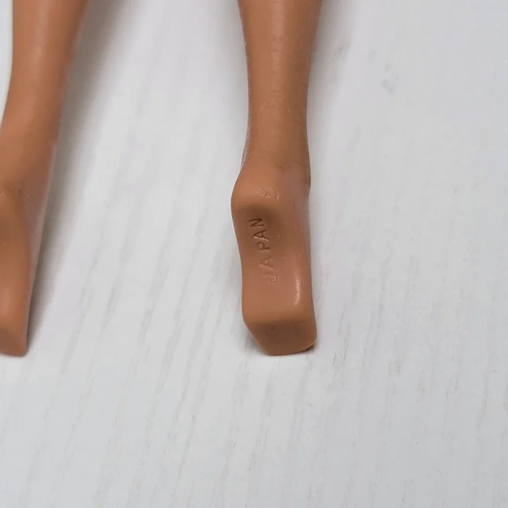 VTG 1962 Bubblecut Barbie‎ Doll Brunette Red Swimsuit With Box And Metal Stand